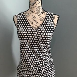 Sleeveless blouse
